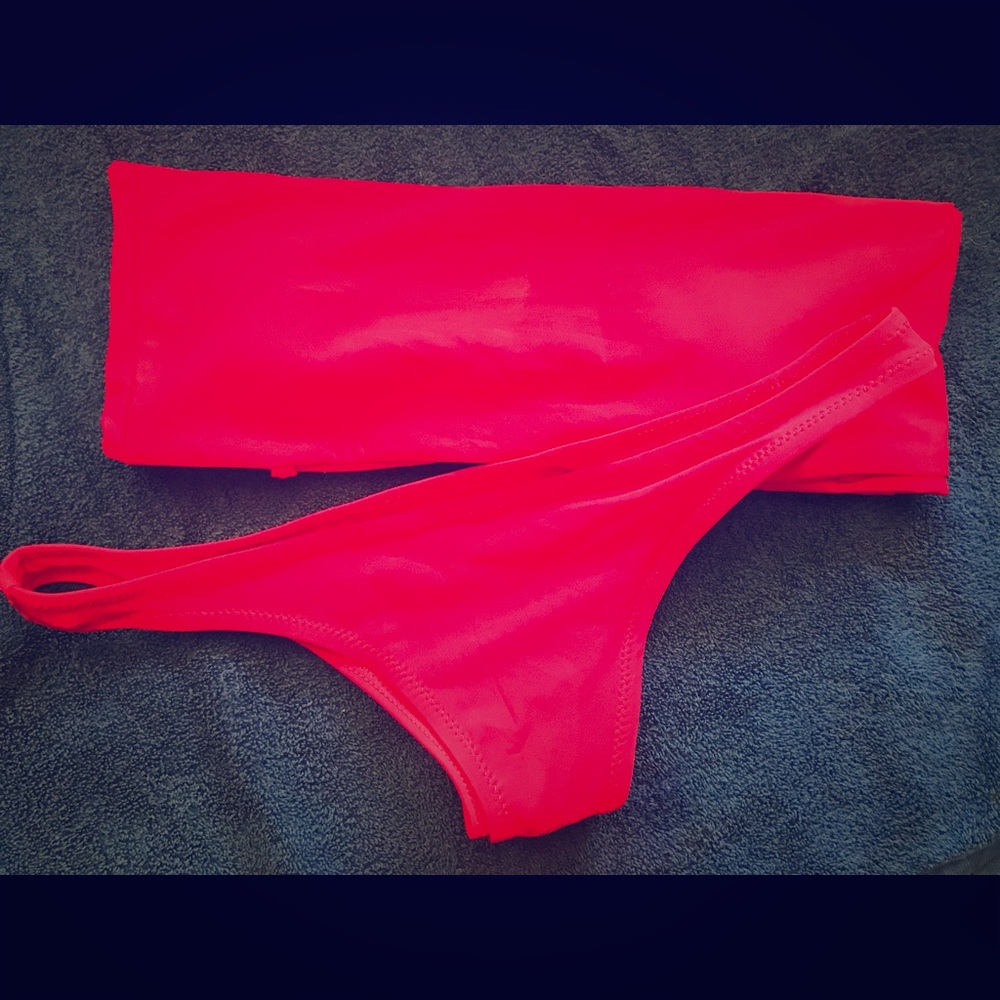 Red Bikini.